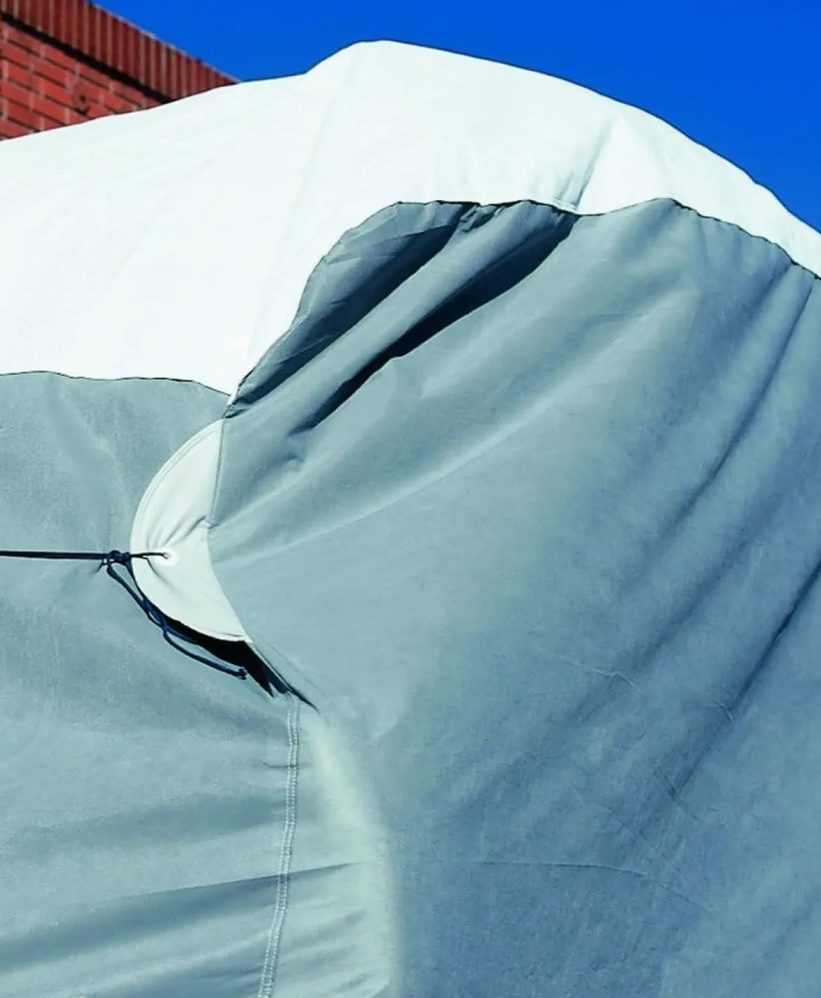 ADCO Aquashed Horse Trailer Cover 8'1"-10' Polypropylene Sides w/ Zipper (ADO46001)