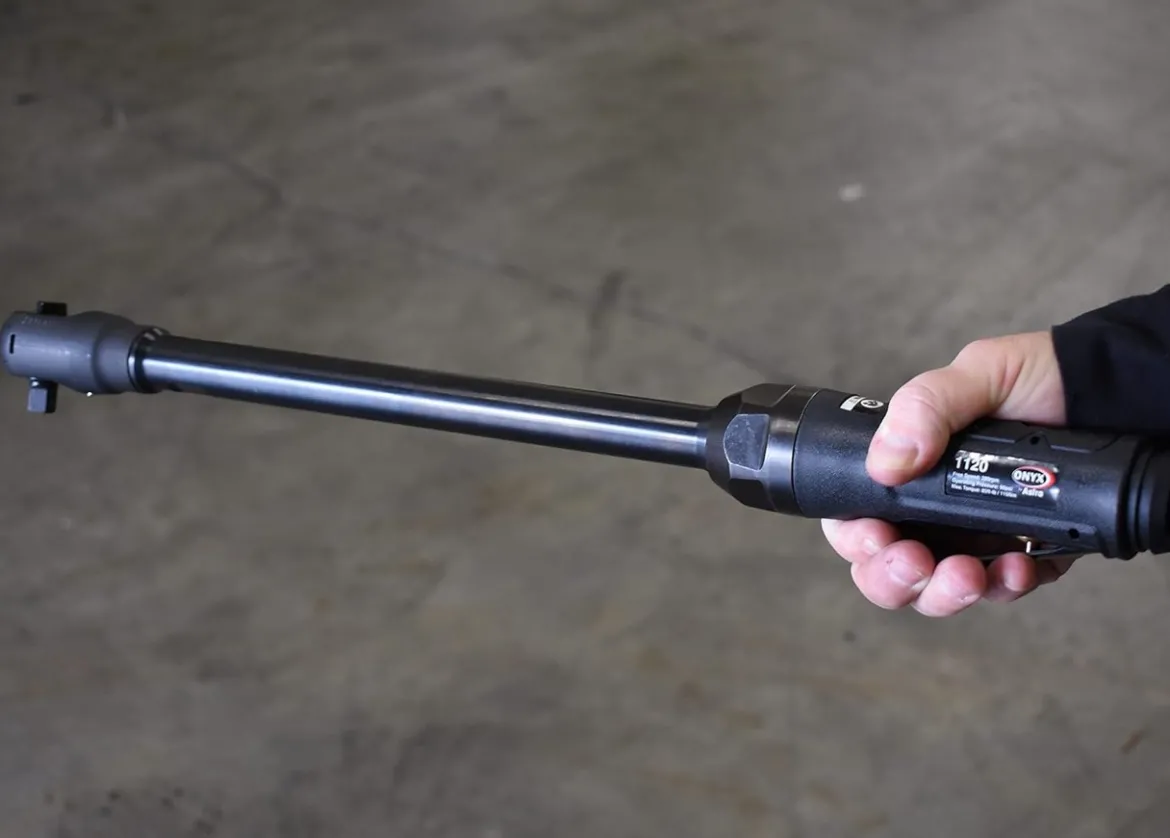 Astro Pneumatic Onyx 22-Inch Long Reach 3/8" Air Ratchet (1120)