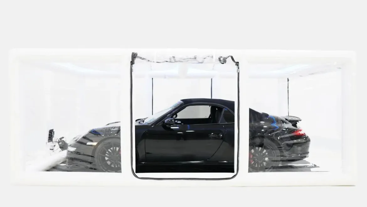 CarCapsule 16' Signature Series Showcase White w/Road Emblazoned Floor includes Intellicharger/Led Kit (CCSH16SIG)