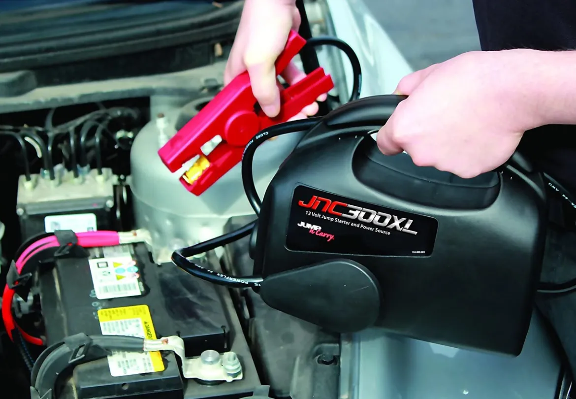 Clore Automotive 900 Peak Amp 12 Volt Portable Jump Starter (JNC300XL)