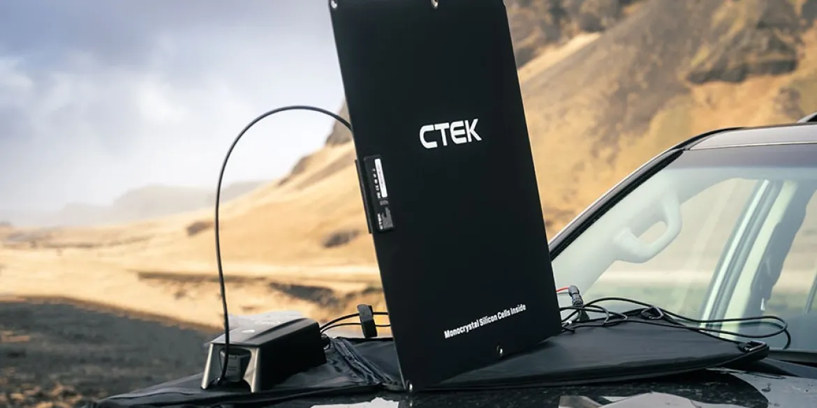 CTEK CS FREE 12V 4-in-1 Battery Charger and Power Bank (40-462)
