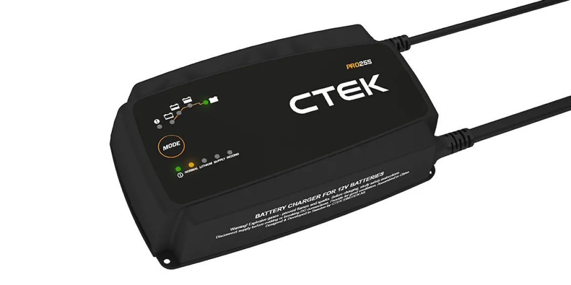 CTEK PRO25S 12V 25A Professional Battery Charger (40-328)