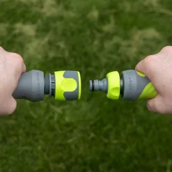 Flexzilla Garden Hose Quick Connect Coupler Plug Kit (HFZGAK11)