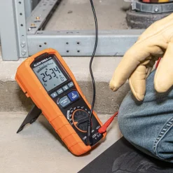 Klein Tools ET600 Insulation Resistance Tester Multimeter