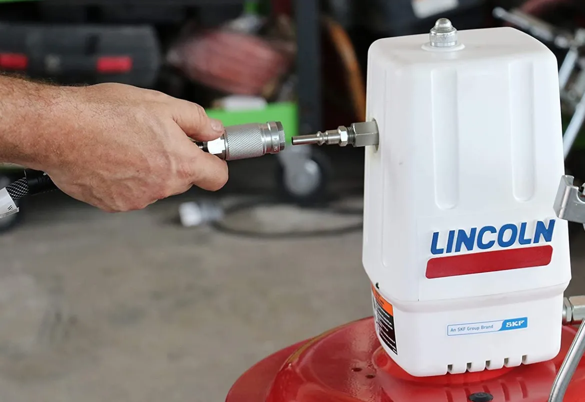 Lincoln Industrial 917 Lubrigun, Chassis Grease Pump For 120 Lb. Containers