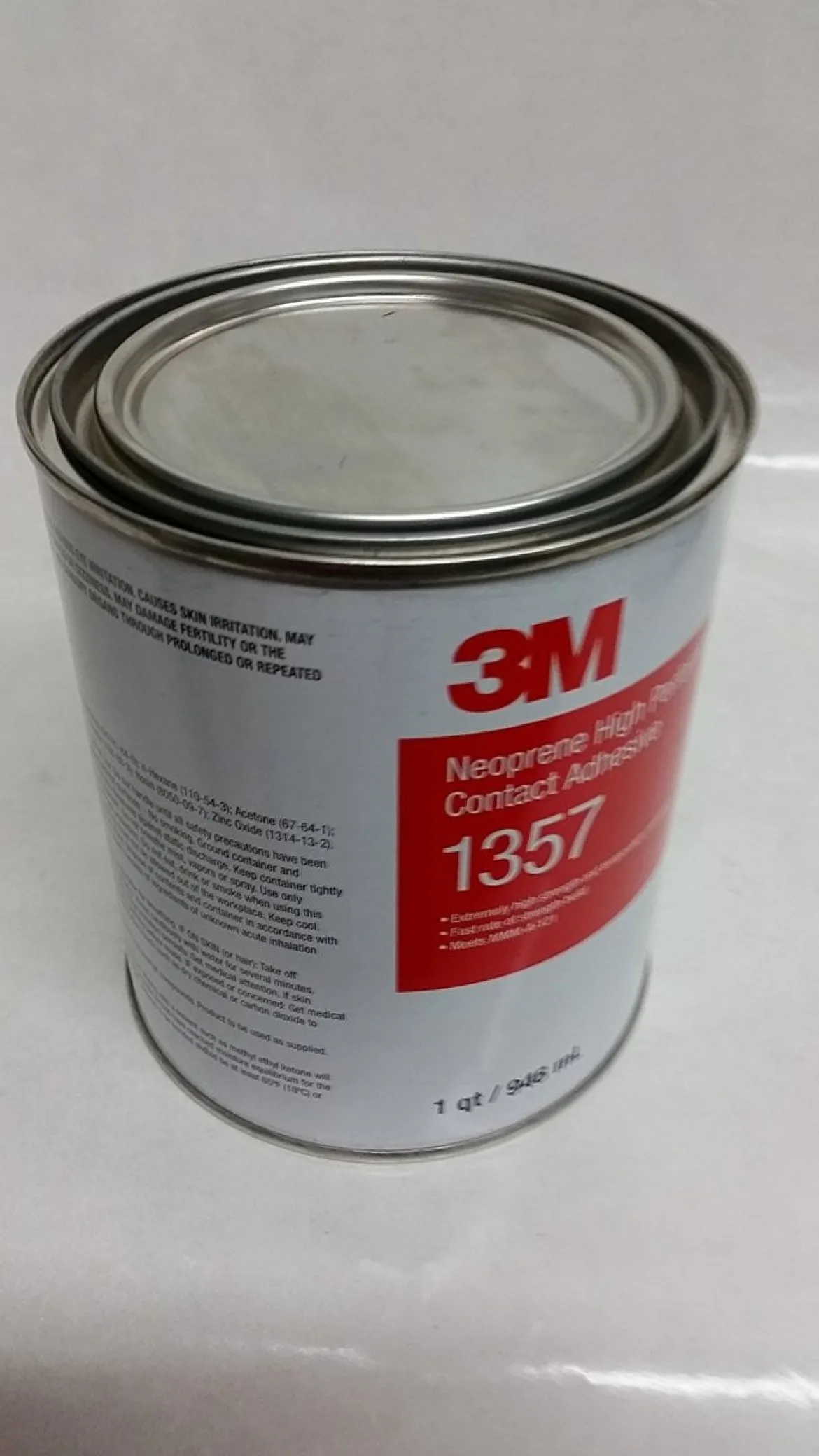 3M 1 Quart Neoprene High Performance Contact Adhesive (1357)