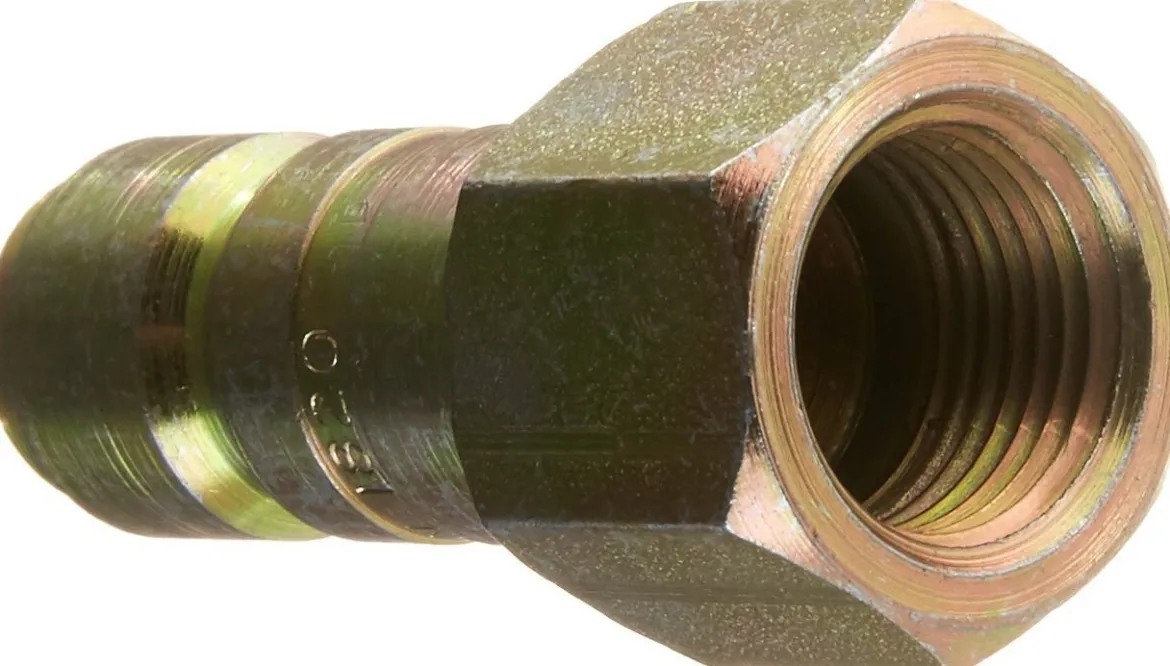 Milton 1820 3/8" FNPT G-Style Plug