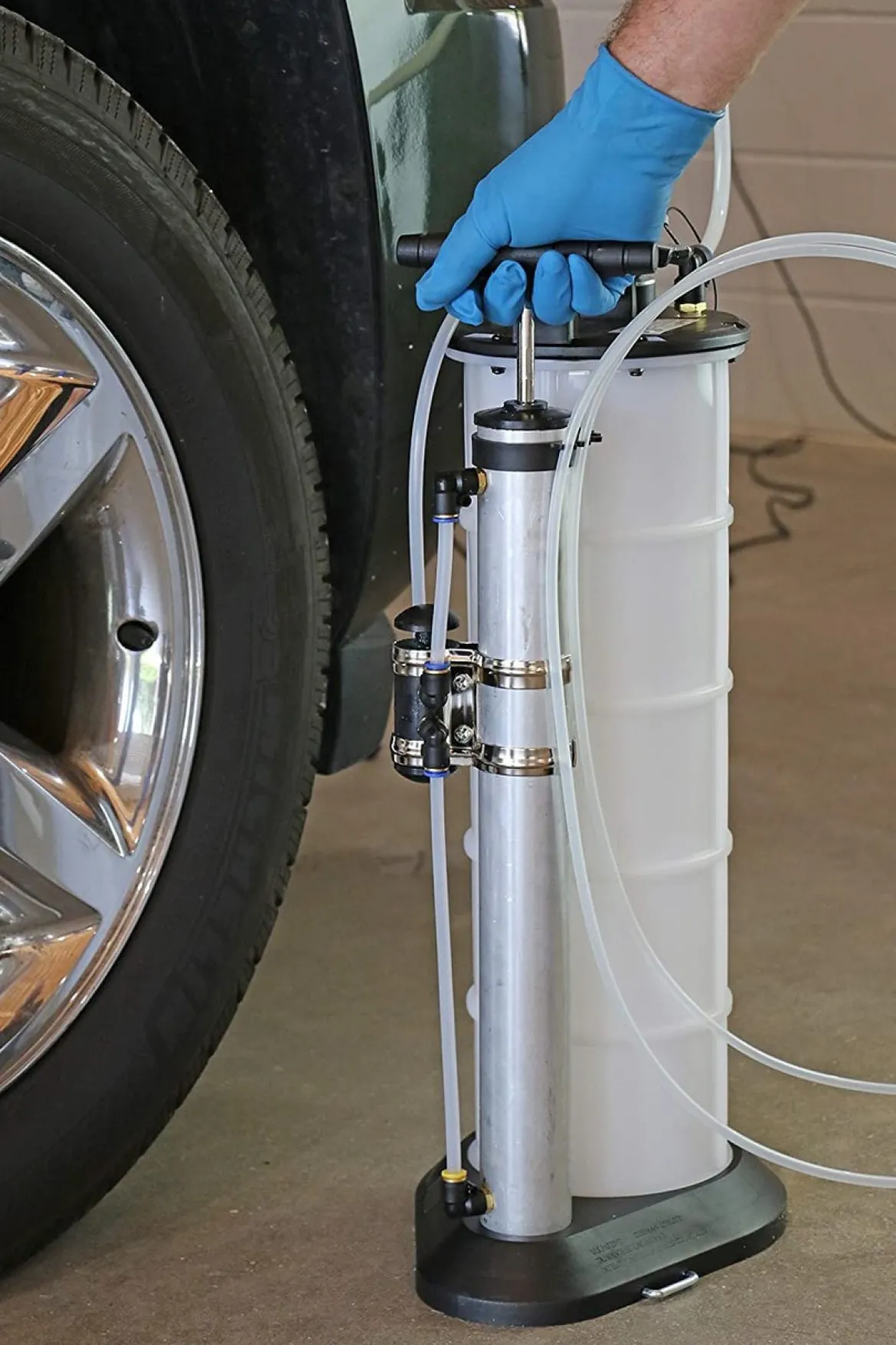 Mityvac MV7201 Fluid Evacuator Plus for Efficient Fluid Change (MV7201)
