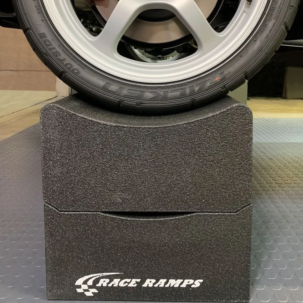 Race Ramps 14" Two-Piece Supercar Wheel Cribs (RR-WC-14-SC-2)