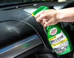 Turtle Wax Dash And Glass Protectant With Foaming Trigger - 23 Fl. Oz. (T930)