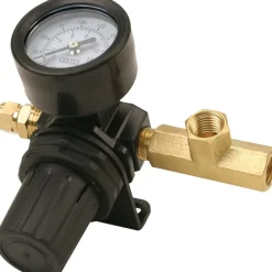 VIAIR Inline Air Pressure Regulator with Mounting Bracket, 0-200 PSI (90150)