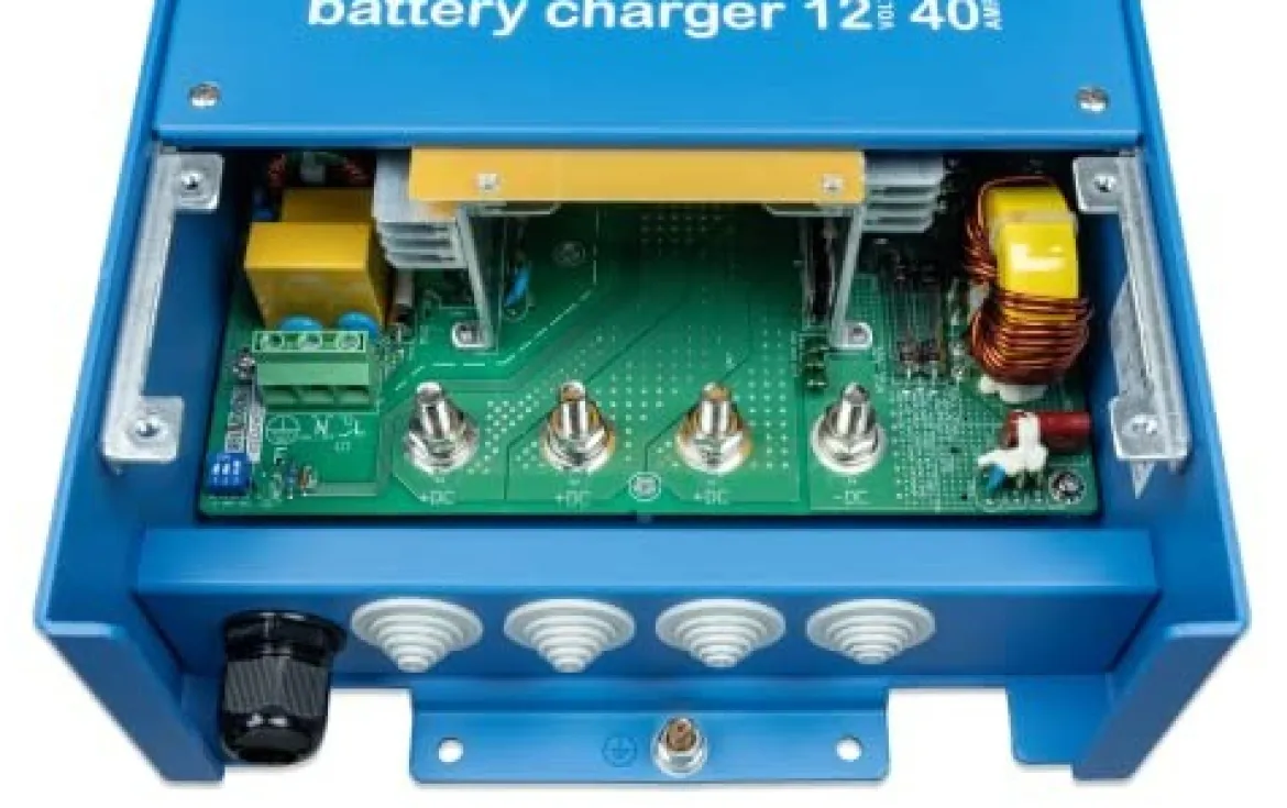 Victron Energy Batt Chgr, Centaur, 12V, 40A, 3 Bank (CCH012040000)